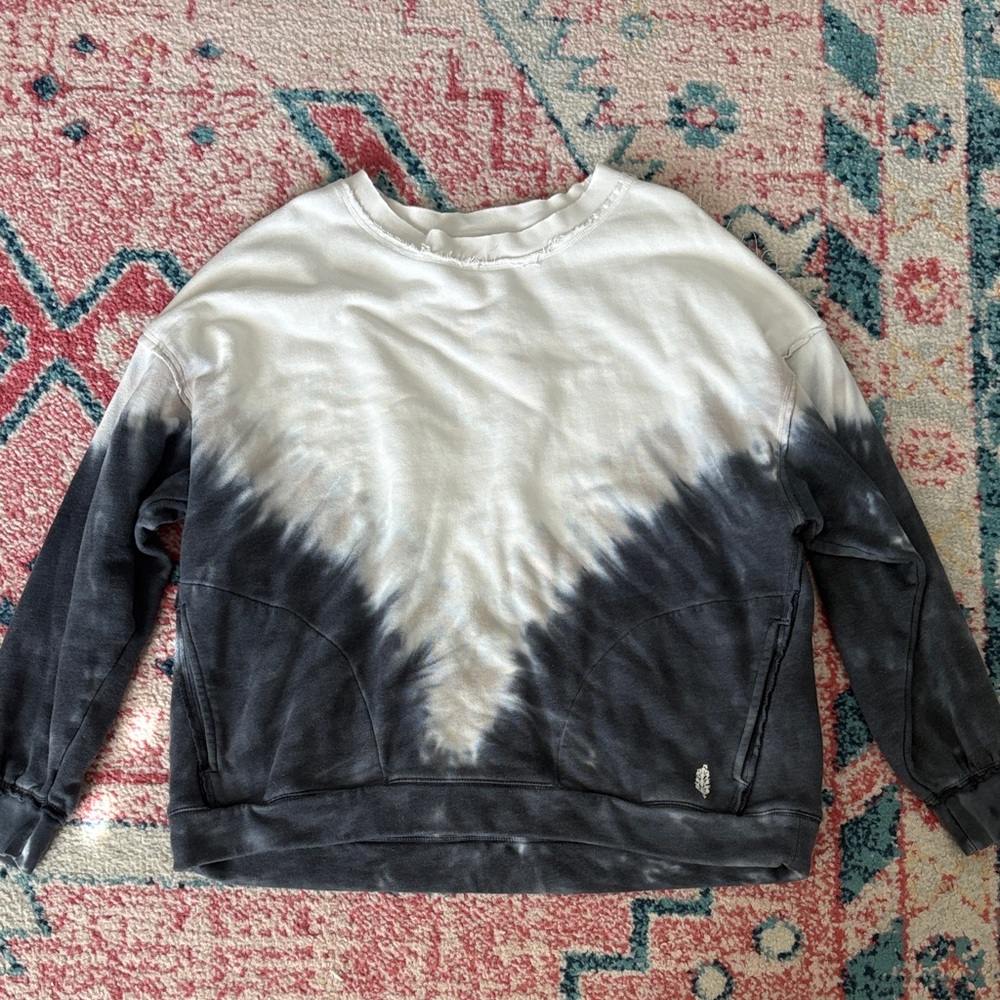 FP Movement Oversized Crew - Picture 2 of 4